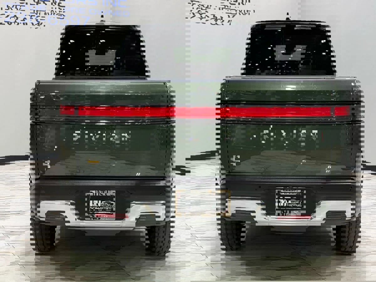 Used 2022 Rivian R1T Adventure image 7