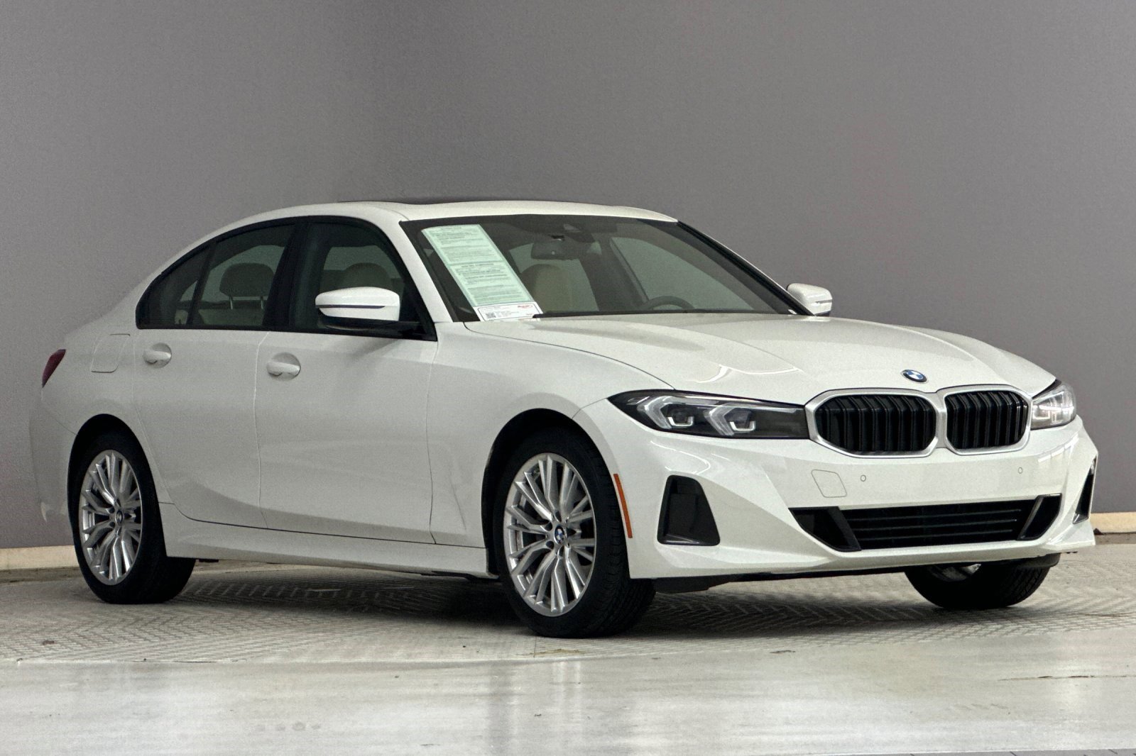Certified 2023 BMW 330i Sedan w/ Driving Assistance Package RWD image 6