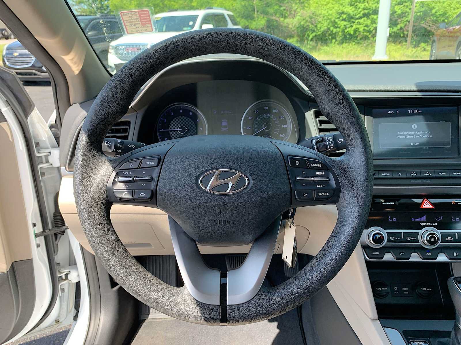 Used 2020 Hyundai Elantra SEL FWD image 11