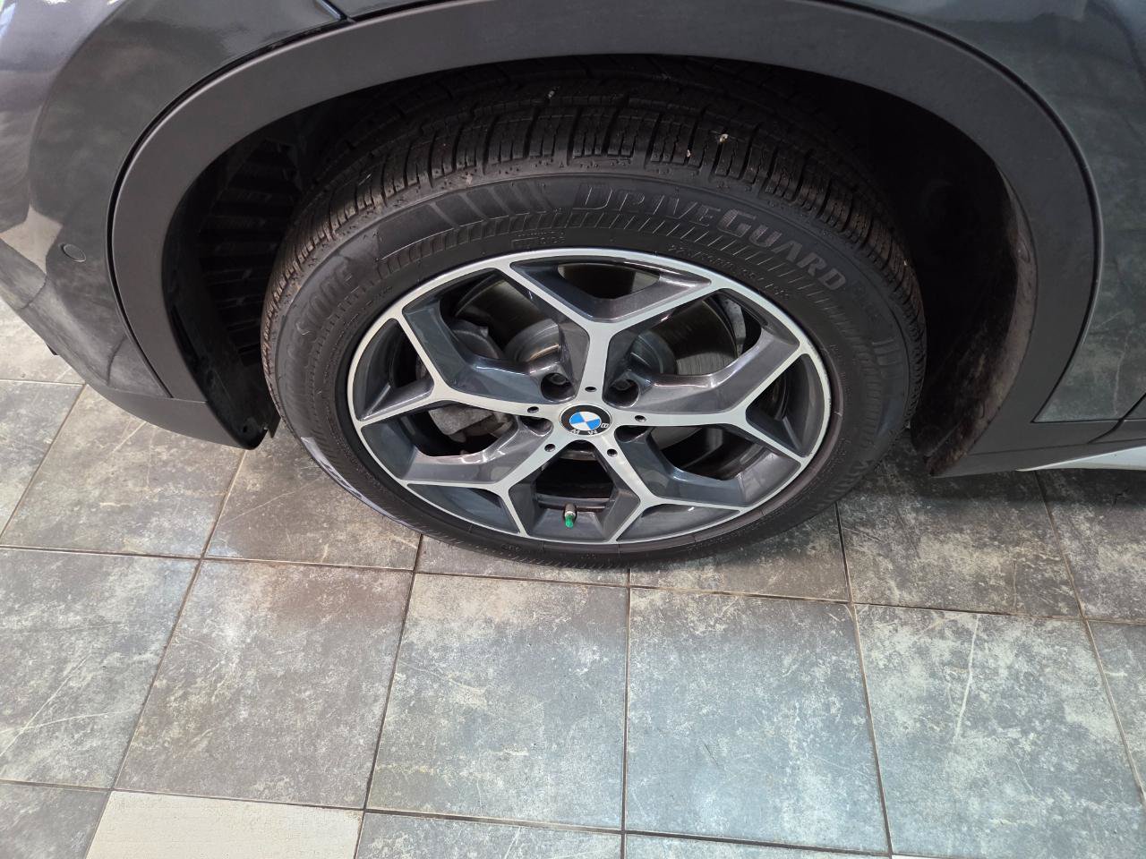 Used 2018 BMW X1 xDrive28i AWD/4WD image 32