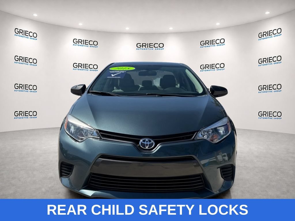 Used 2015 Toyota Corolla LE FWD image 2