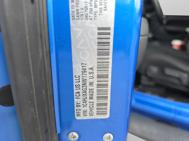 Used 2022 Jeep Wrangler Sport AWD/4WD image 39