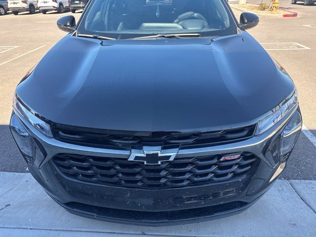 Certified 2024 Chevrolet Trax RS w/ Sunroof Package FWD image 5