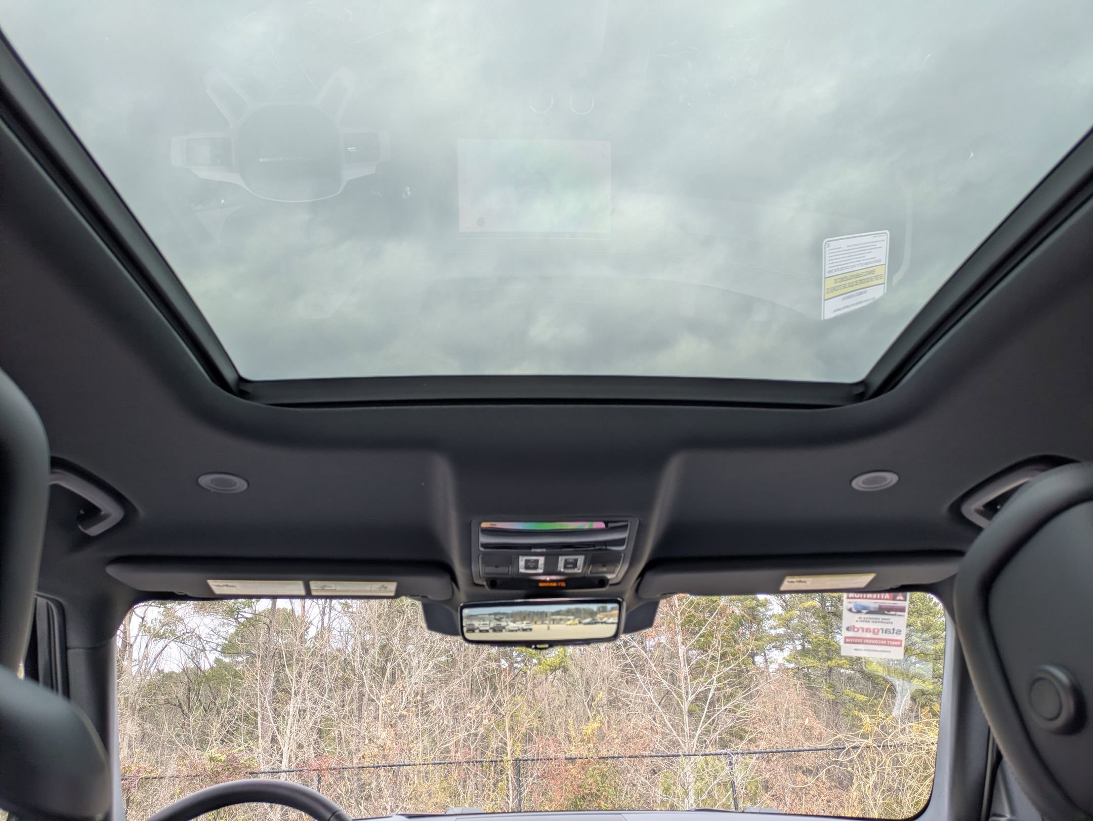 New 2026 Land Rover Defender 110 X-Dynamic SE image 26