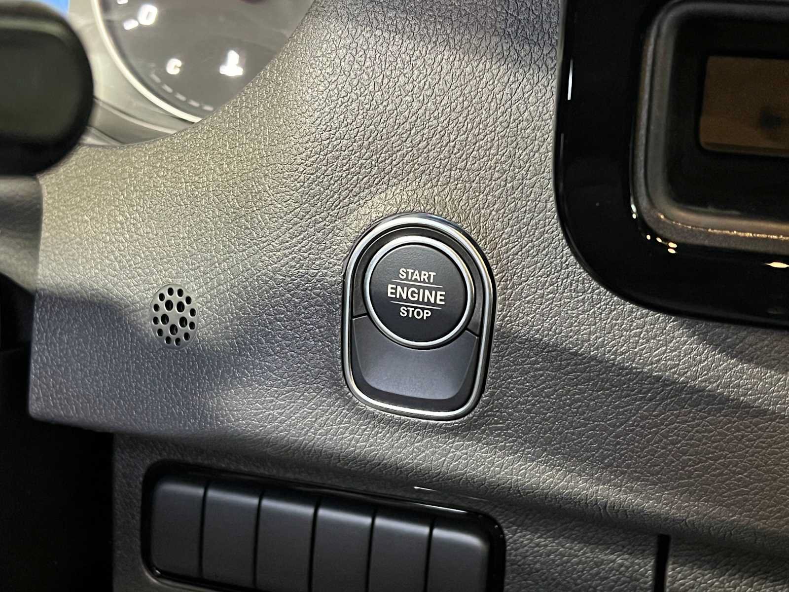 Used 2026 Mercedes-Benz Sprinter 2500 image 32