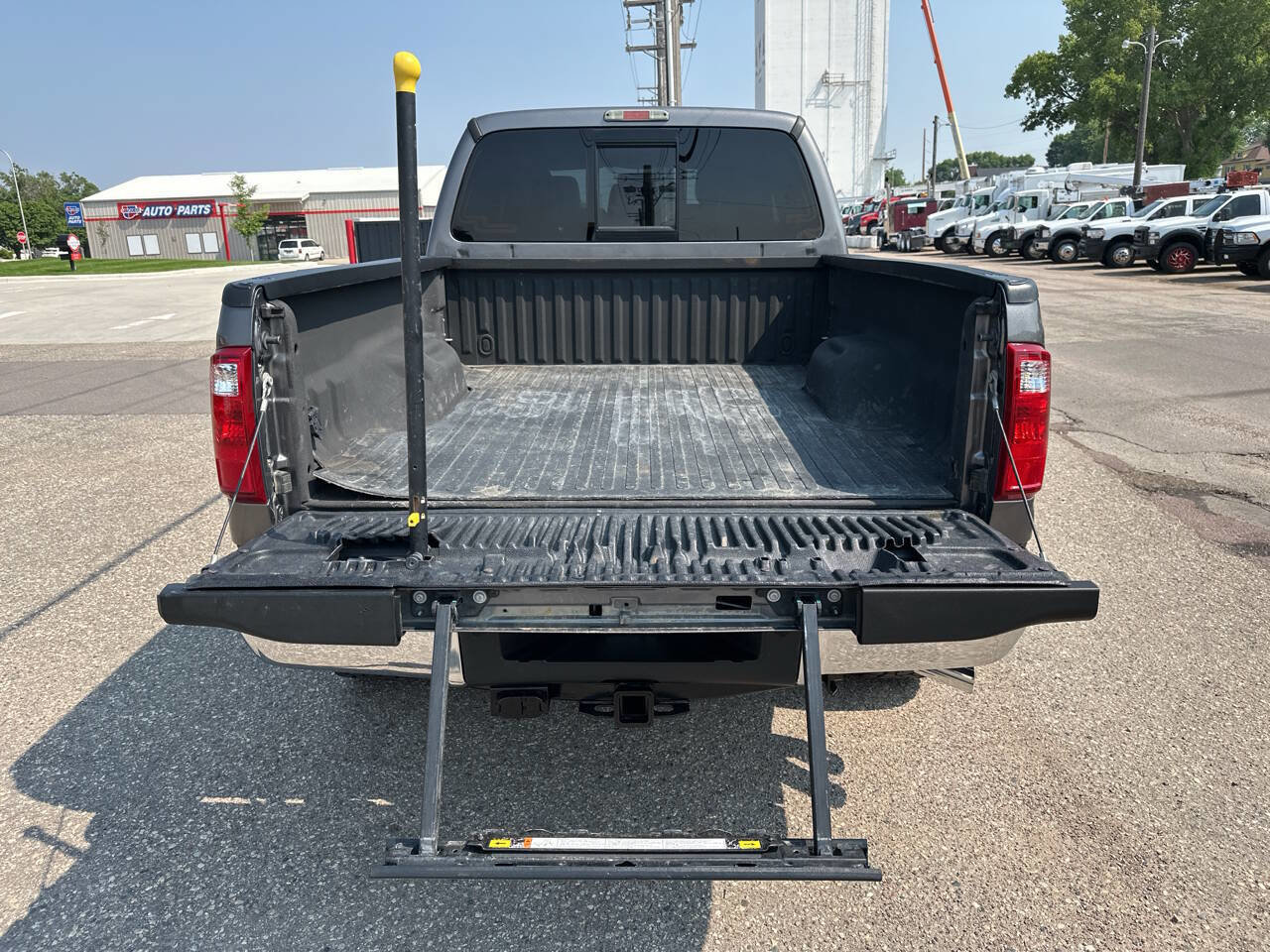 Used 2014 Ford F350 Lariat w/ Lariat Ultimate Package image 32