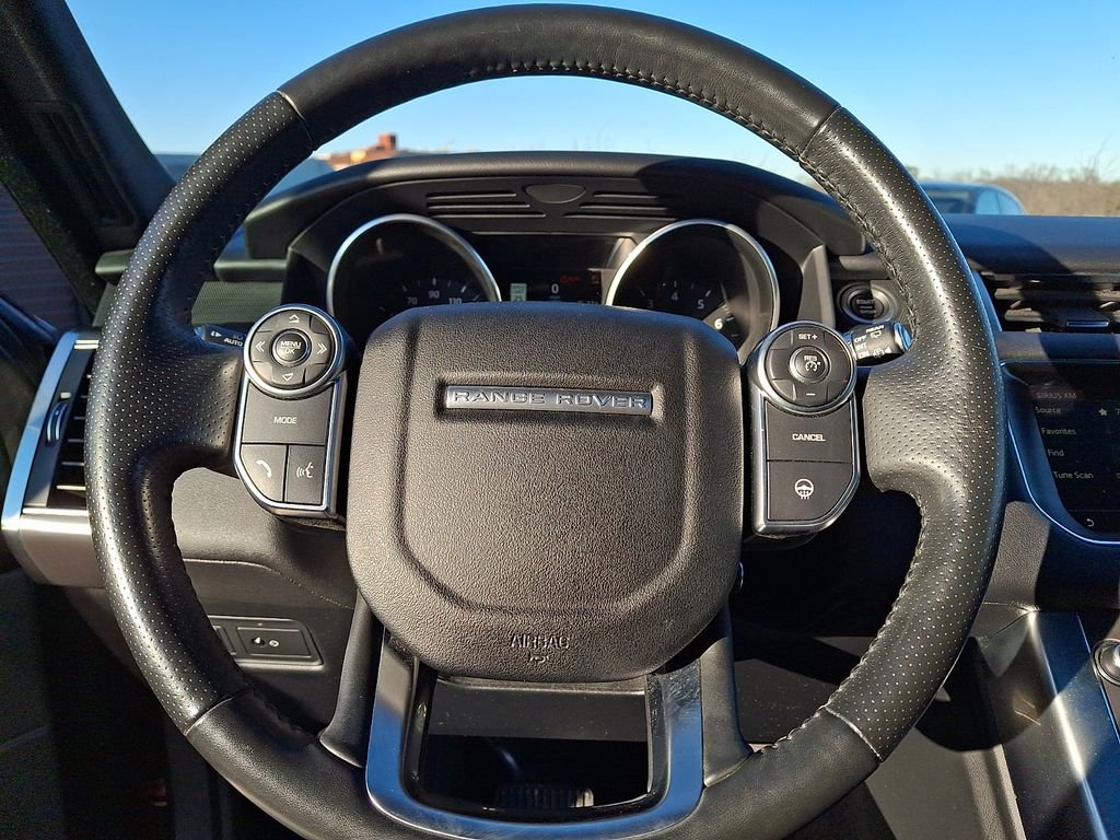 Used 2017 Land Rover Range Rover Sport SE image 22