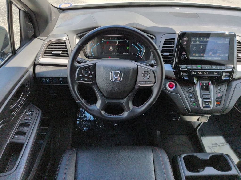 Used 2023 Honda Odyssey Sport image 16