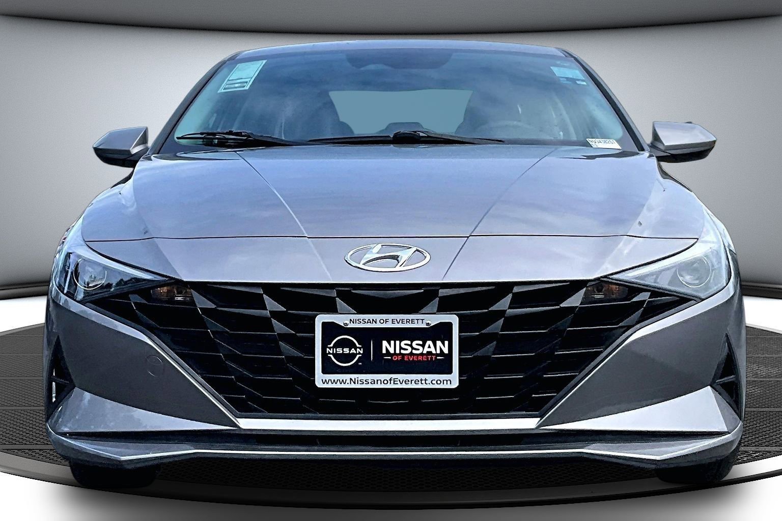 Used 2022 Hyundai Elantra SEL w/ Winter Weather Package image 2