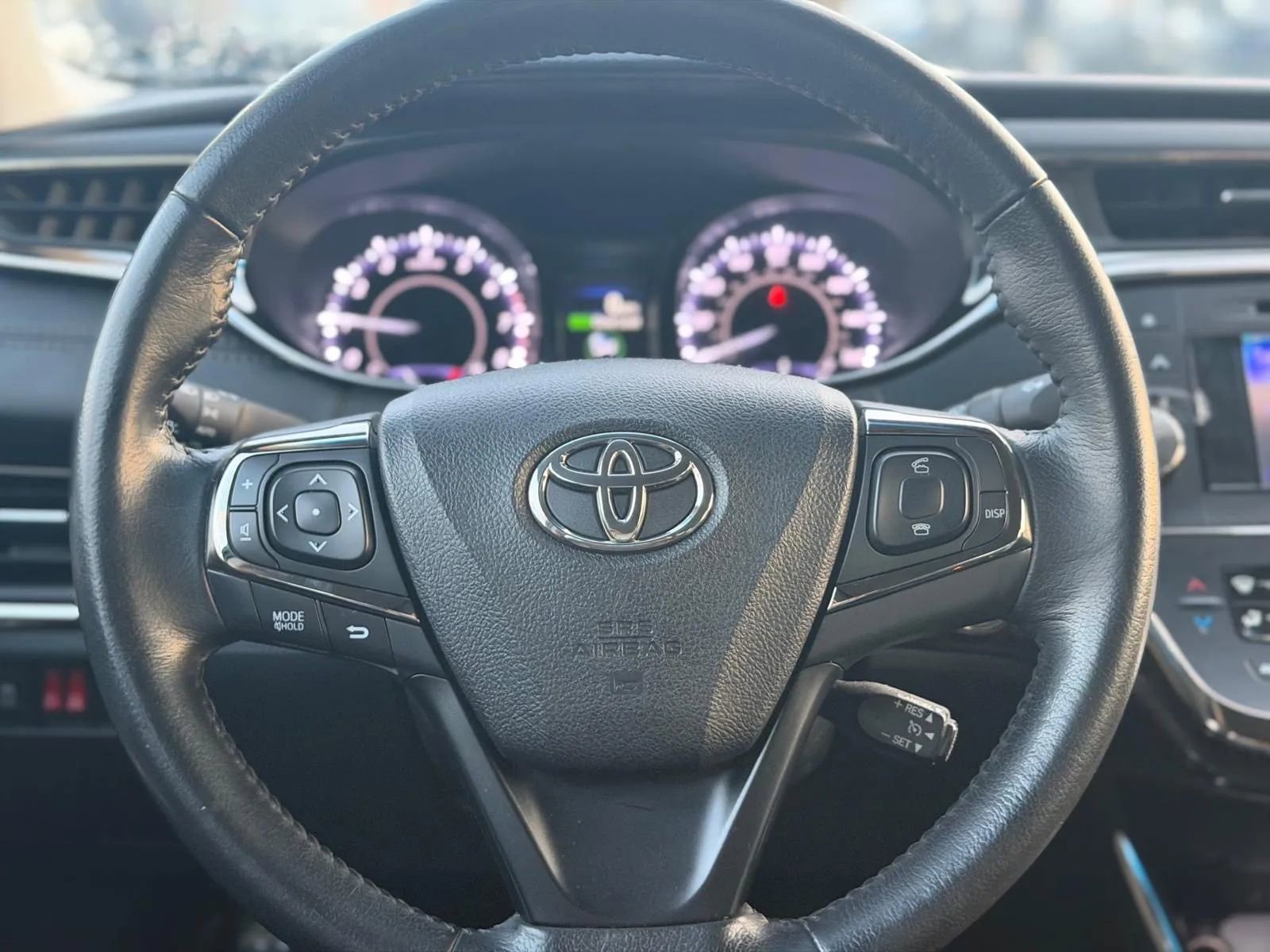 Used 2014 Toyota Avalon XLE image 13