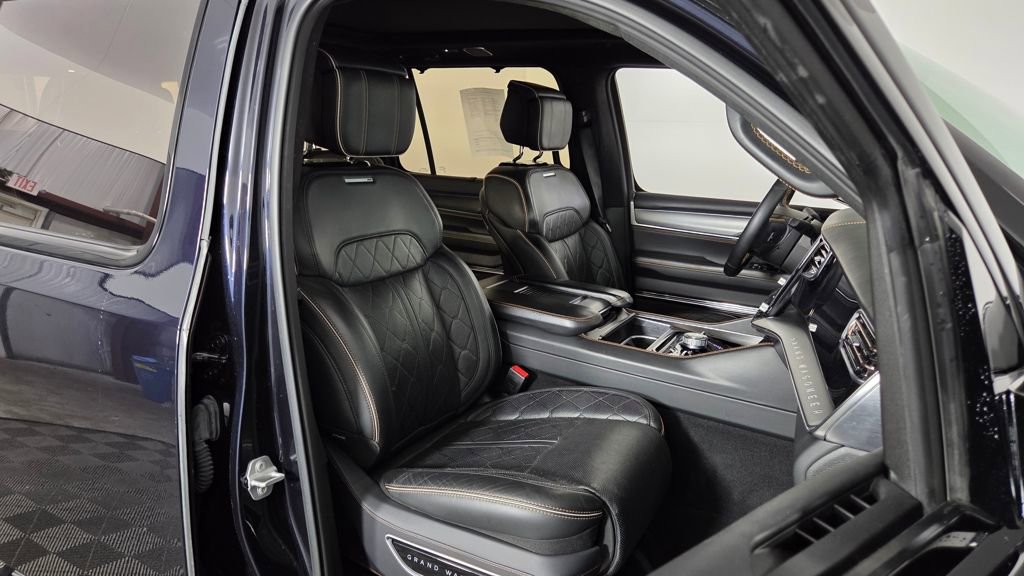 Used 2023 Jeep Grand Wagoneer L Series III w/ Quick Order Packagew 28T image 44