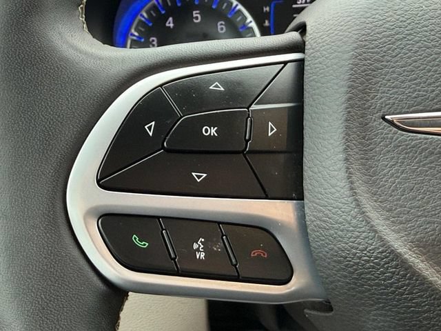 Used 2024 Chrysler Voyager LX FWD image 14