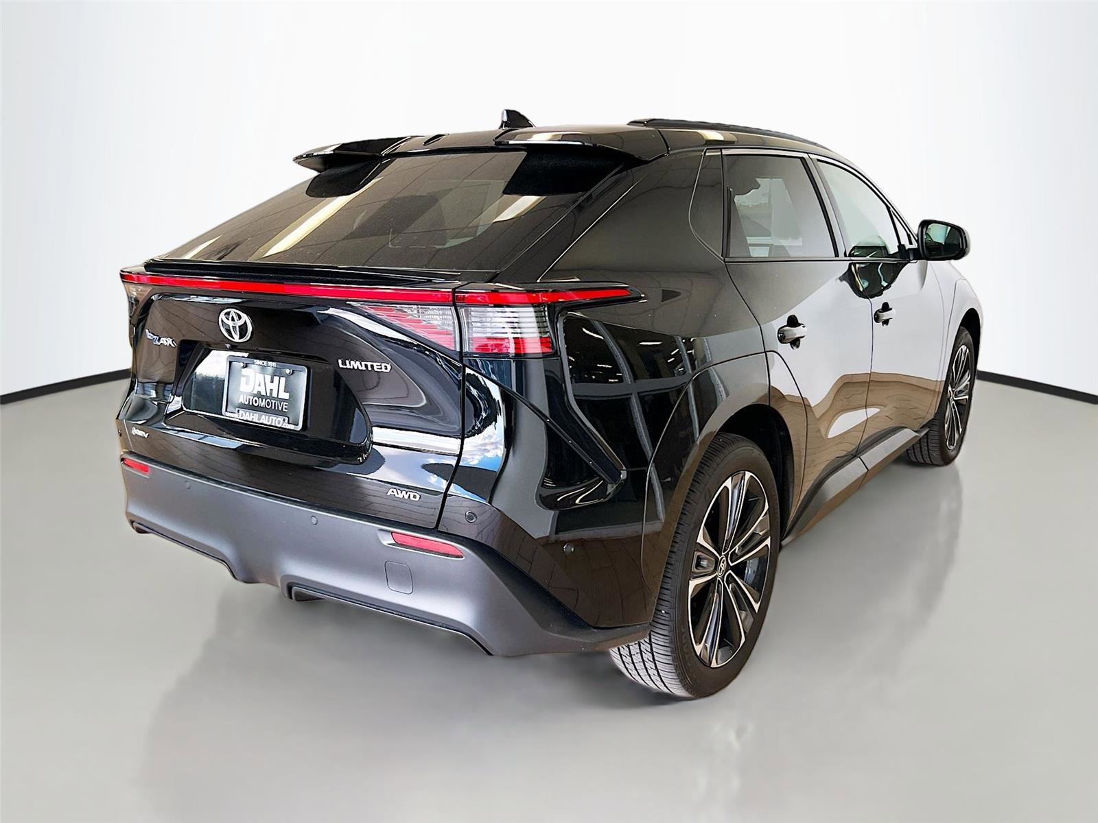 New 2025 Toyota bZ4X AWD image 39