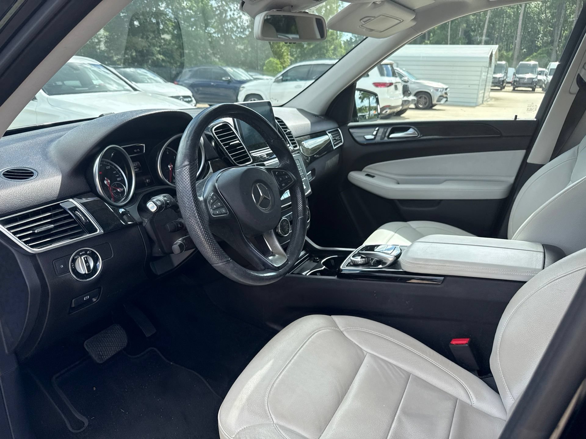 Used 2016 Mercedes-Benz GLE 350 image 9