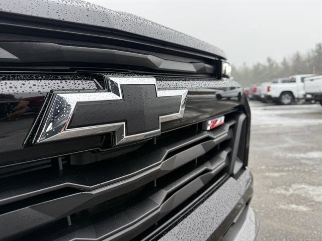 Used 2024 Chevrolet Colorado Z71 w/ Advanced Trailering Package image 11
