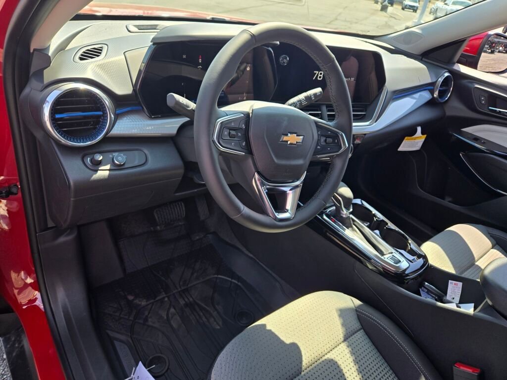 New 2026 Chevrolet Trax LT image 16