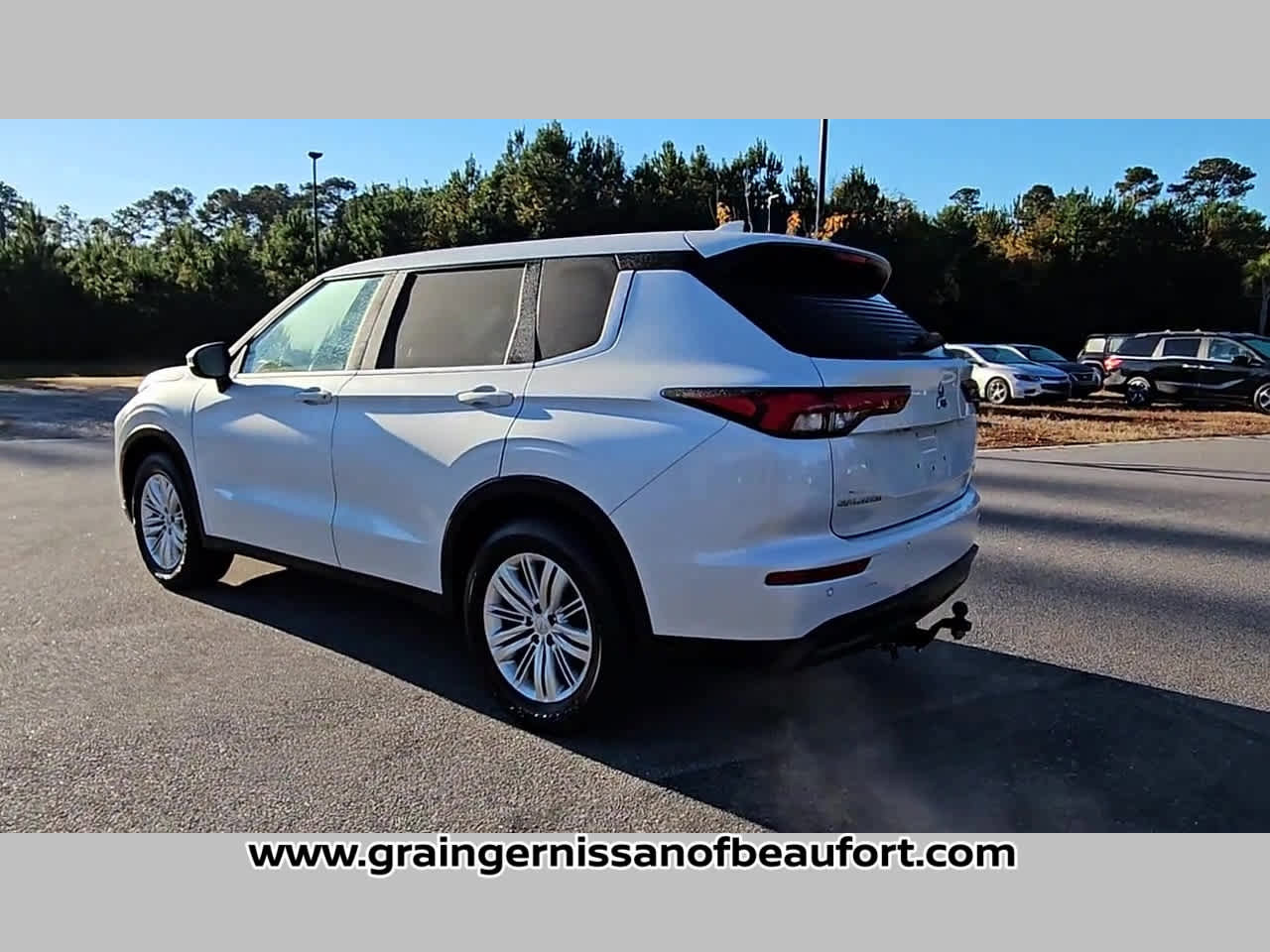 Used 2022 Mitsubishi Outlander ES image 27