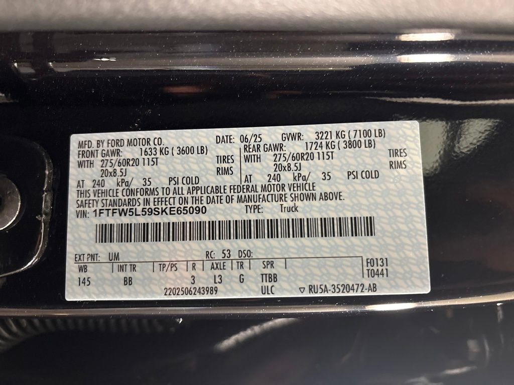 Used 2025 Ford F150 Lariat w/ Equipment Group 501A Mid image 34