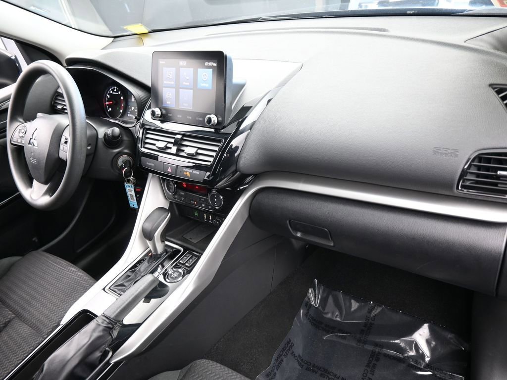 Used 2023 Mitsubishi Eclipse Cross LE image 38