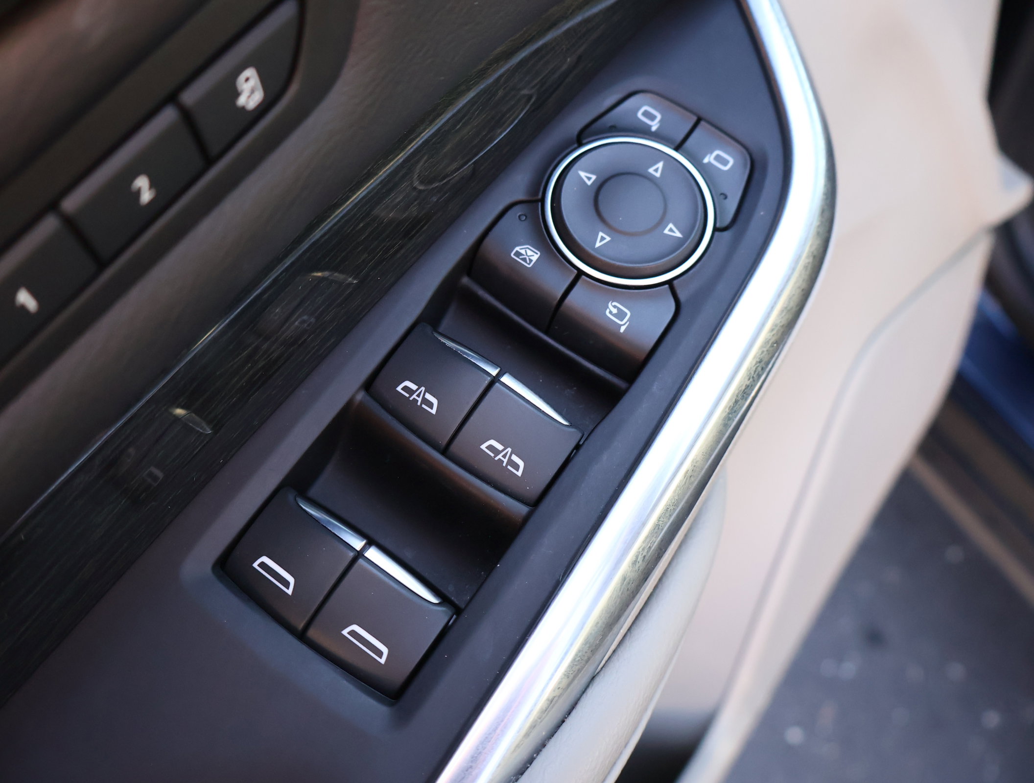 Used 2019 Cadillac XT4 Premium Luxury image 7