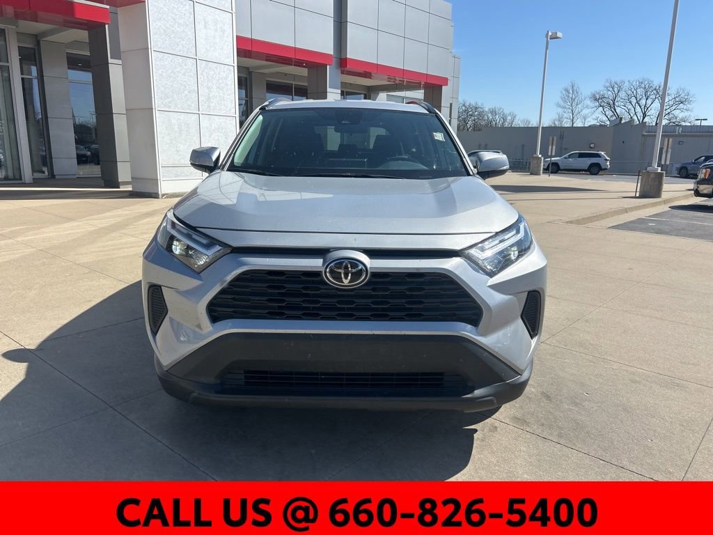 Used 2025 Toyota RAV4 XLE video 2