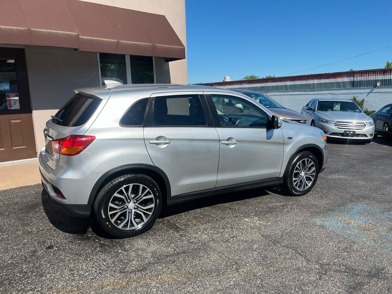 Used 2018 Mitsubishi Outlander Sport SE AWD/4WD image 5