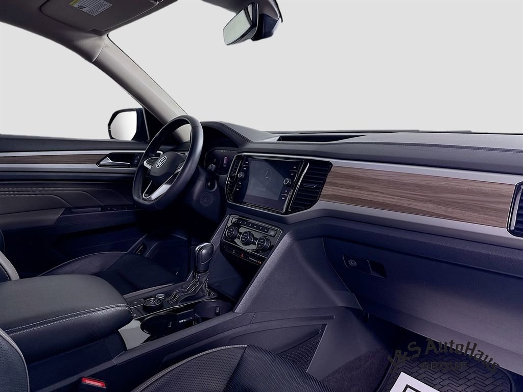 Used 2021 Volkswagen Atlas SEL Premium image 37