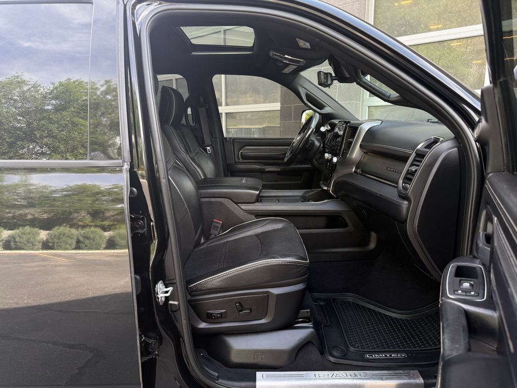 Used 2021 RAM 2500 Limited AWD/4WD image 48