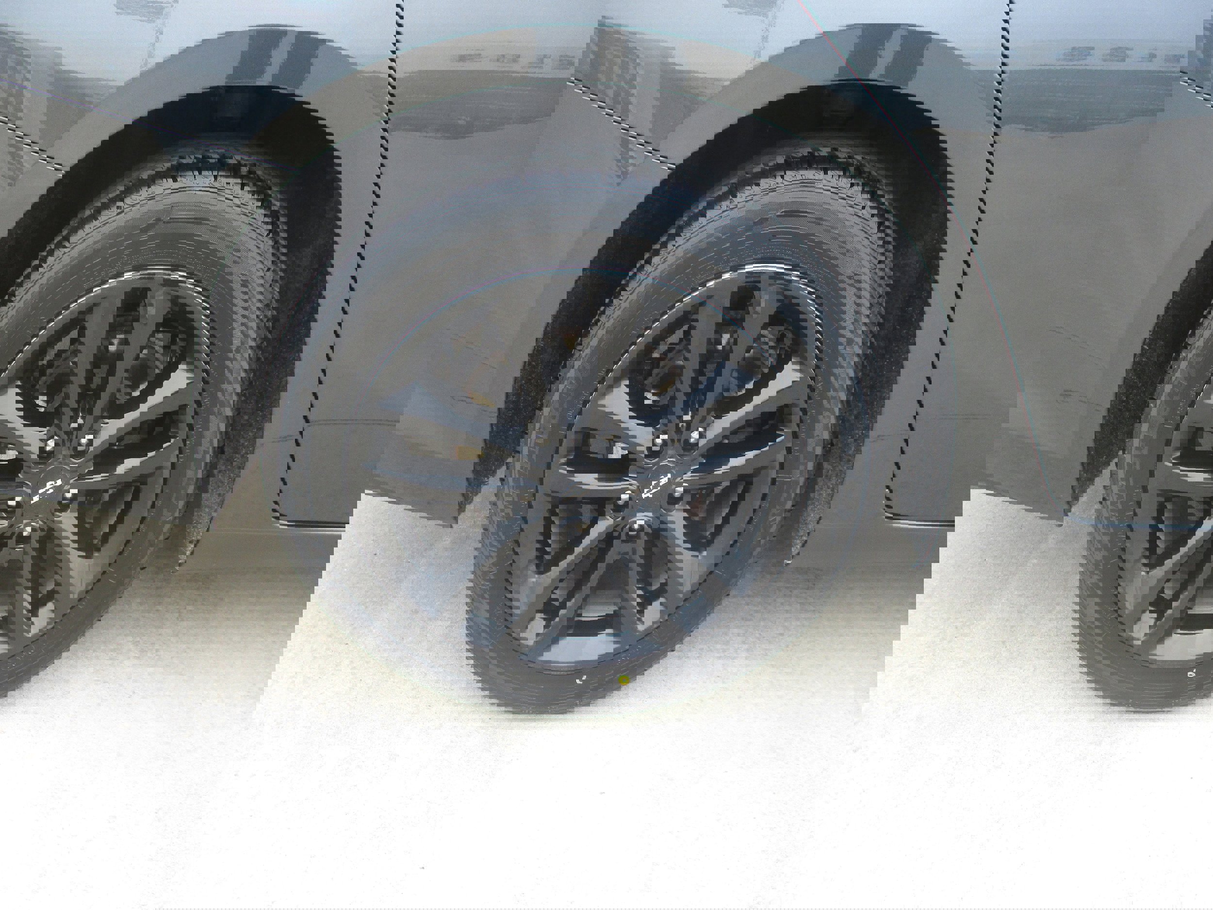 Used 2016 Chevrolet Malibu LT image 9