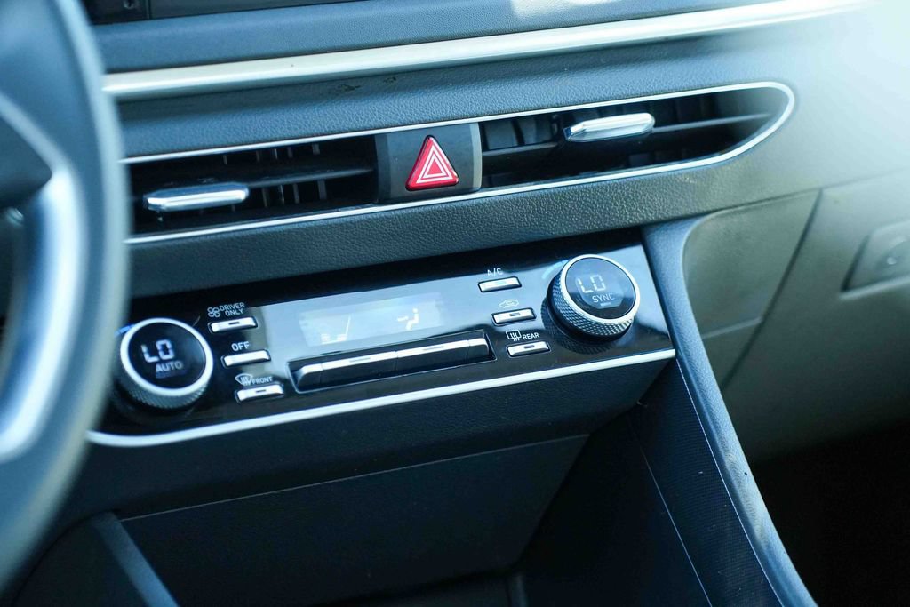 Used 2023 Hyundai Sonata Blue FWD image 22