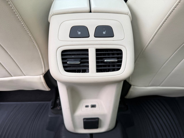 Used 2022 Buick Envision Avenir w/ Technology Package II image 19