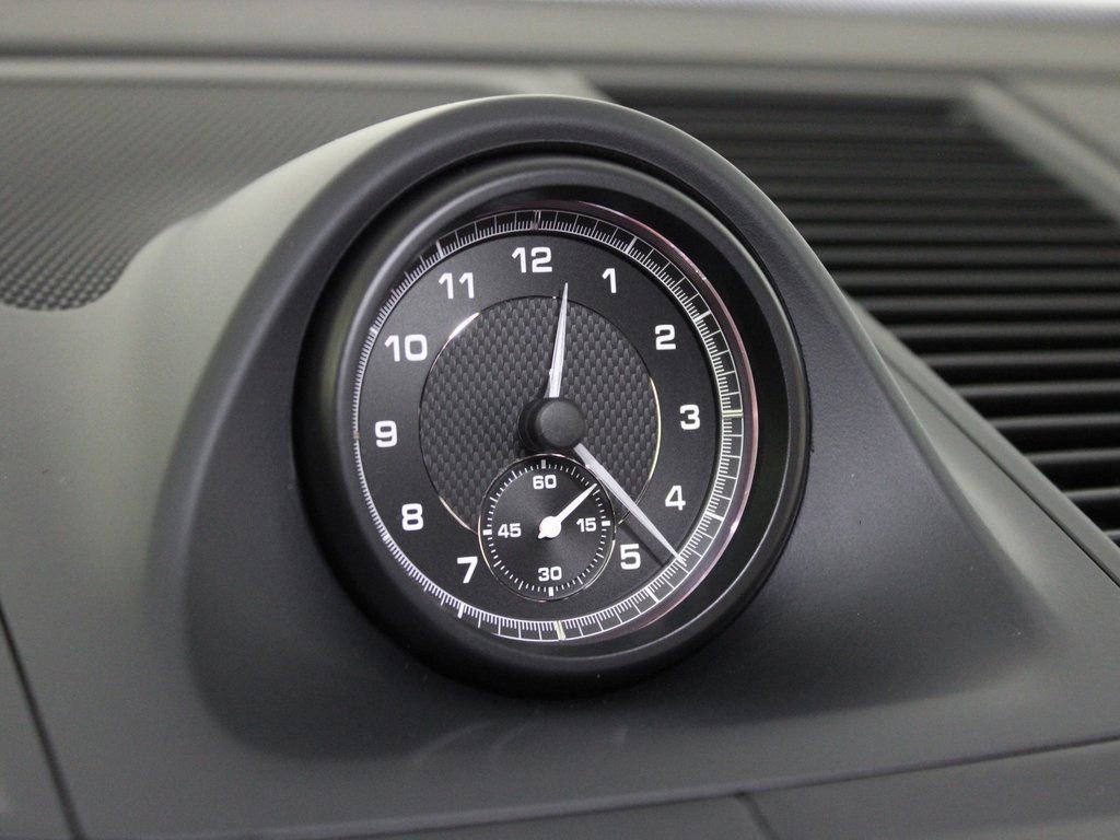 Used 2026 Porsche Macan image 25