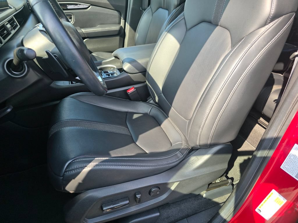 Used 2025 Honda Pilot Touring image 17