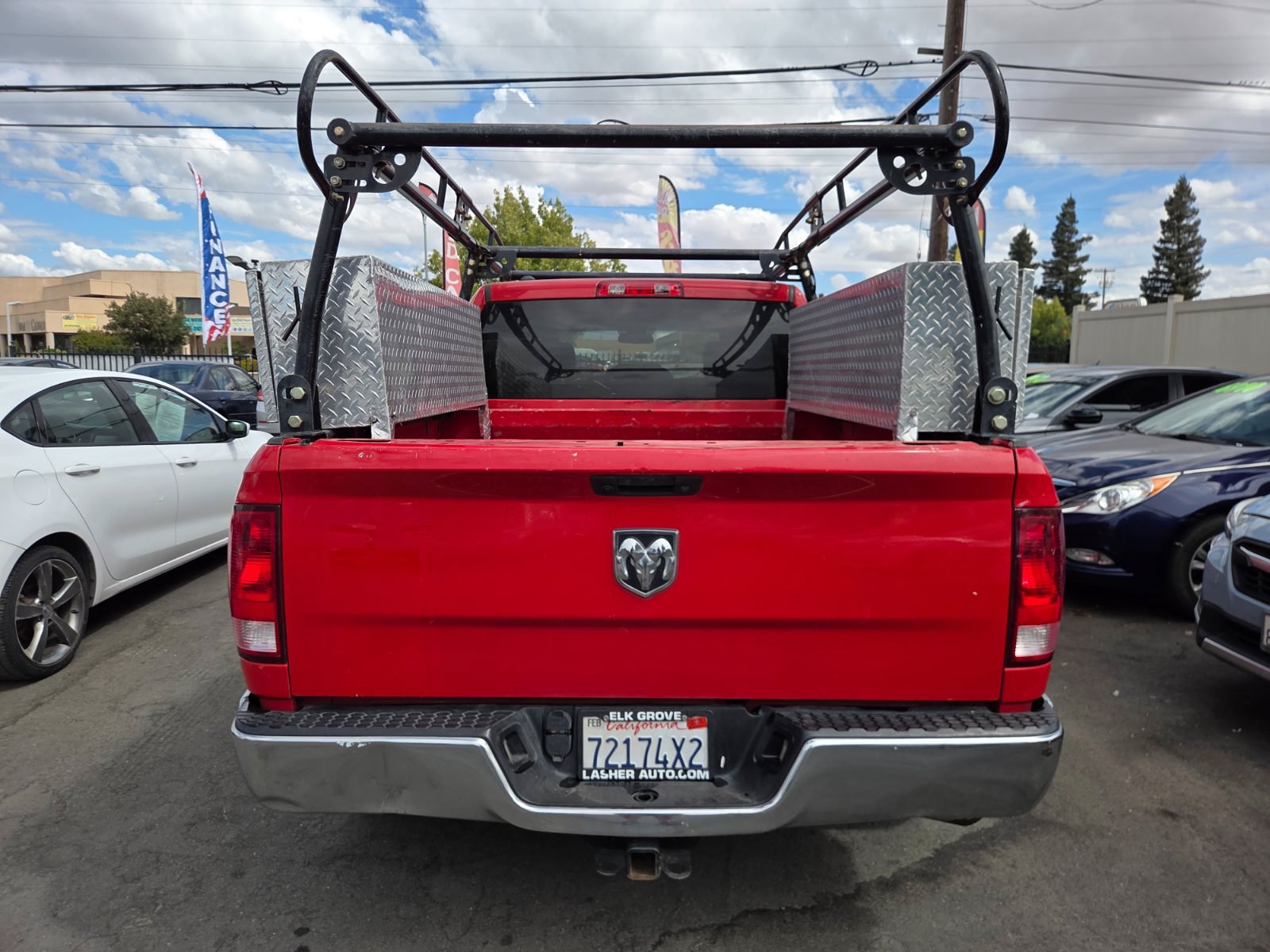 Used 2019 RAM 1500 Tradesman w/ Chrome Appearance Group RWD image 3