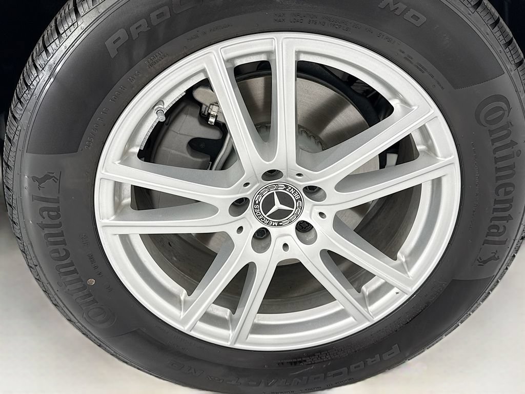 Certified 2026 Mercedes-Benz GLC 300 image 30