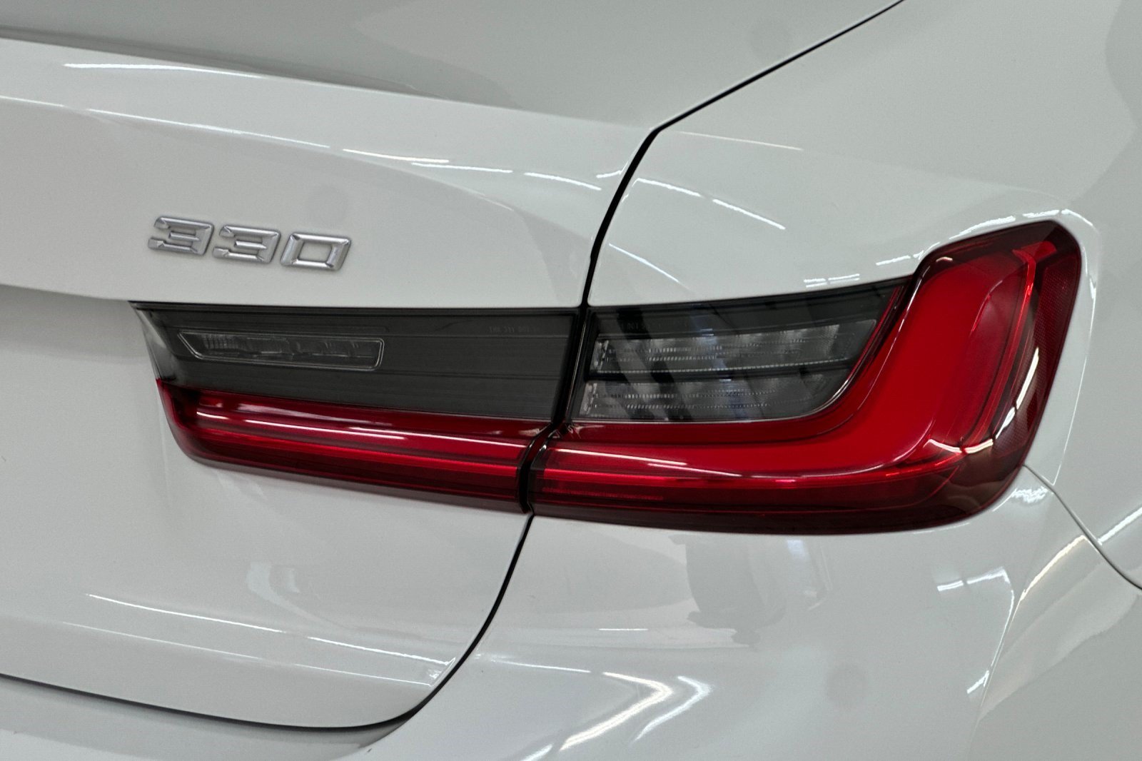 Used 2019 BMW 330i Sedan w/ Convenience Package RWD image 28