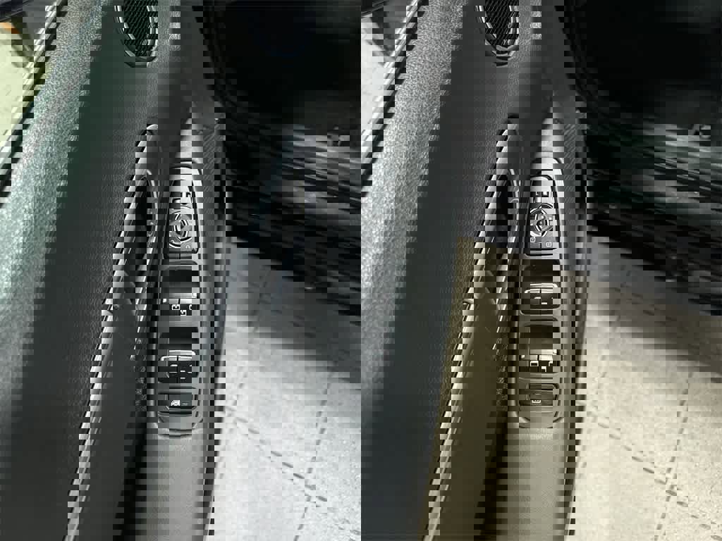 Used 2023 Hyundai Sonata SEL Plus w/ Preferred Accessory Package image 23