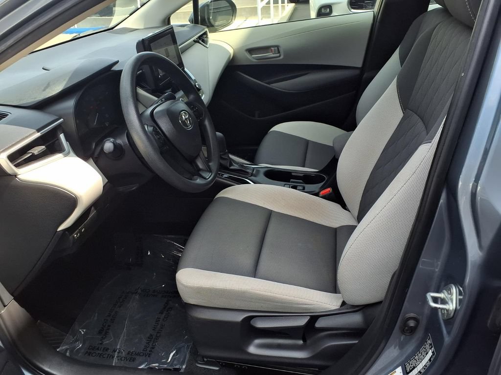 Used 2023 Toyota Corolla LE w/ Carpet Mat Package (TMS) FWD image 17