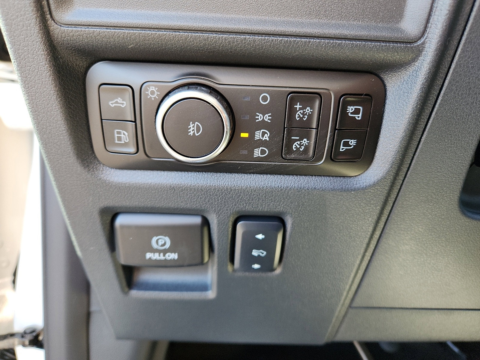 New 2025 Ford F150 Lariat image 18