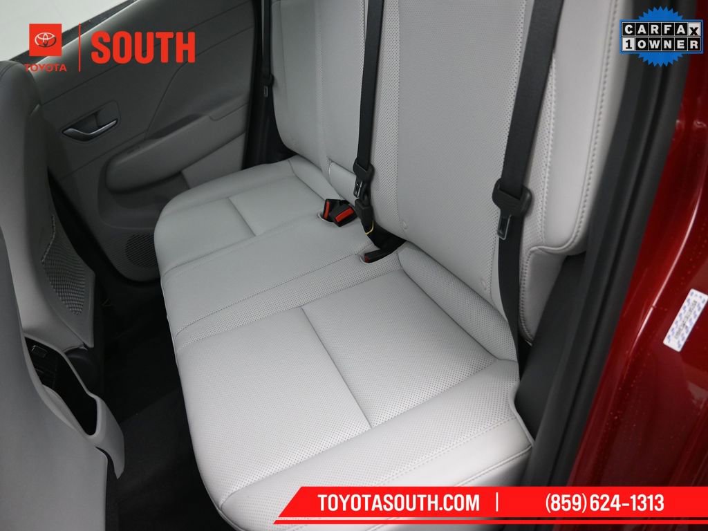 Used 2024 Hyundai Kona Limited image 23