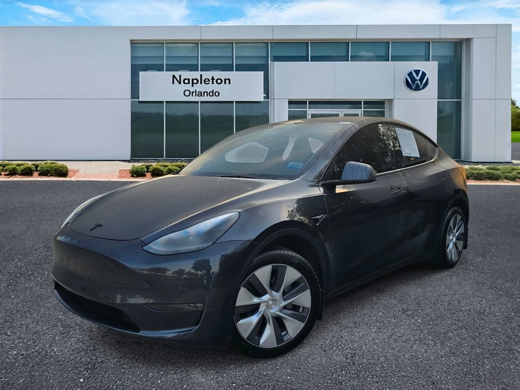 Used 2024 Tesla Model Y Long Range image 34