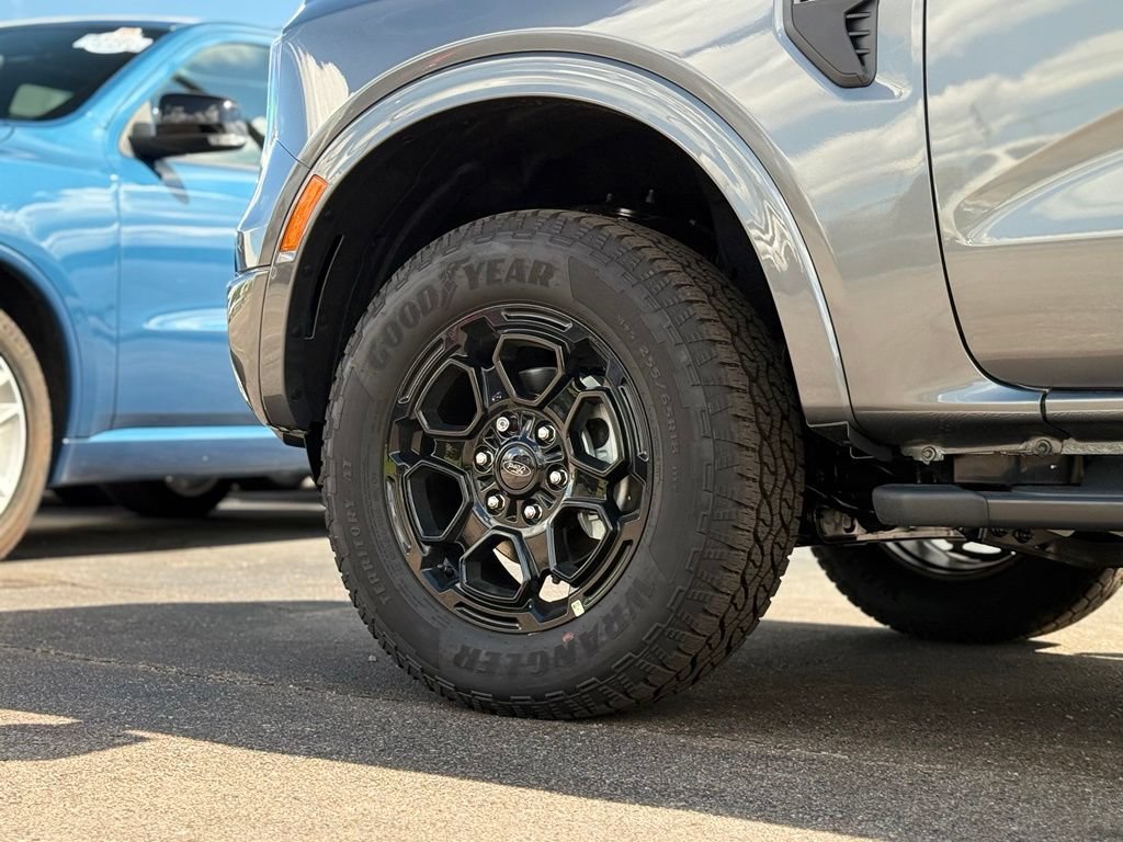 New 2026 Ford Ranger XLT w/ Black Appearance Package AWD/4WD image 42