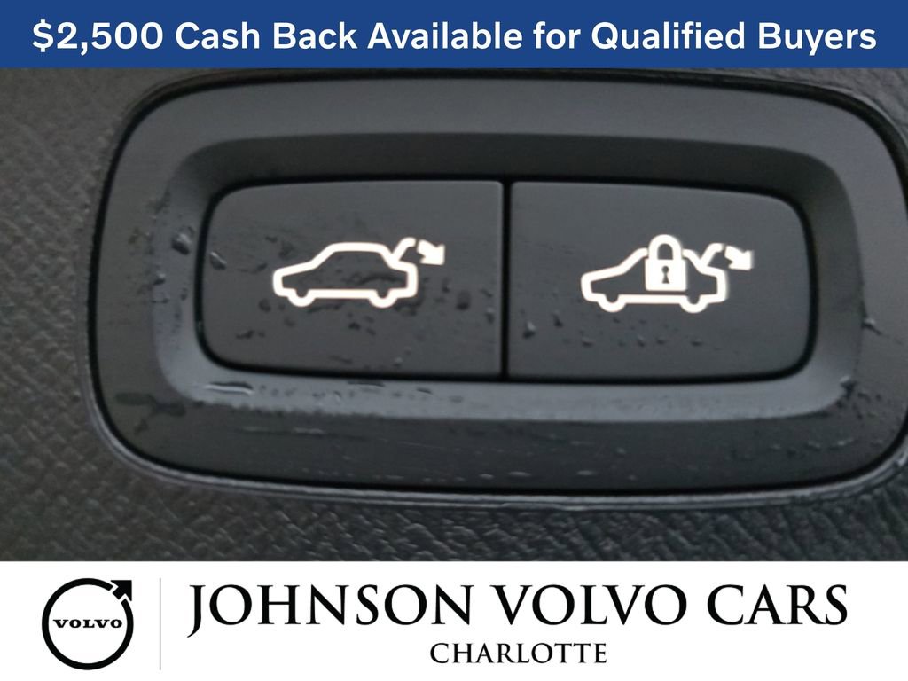New 2026 Volvo XC90 B6 Ultra w/ Protection Package image 15