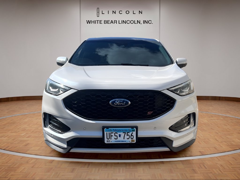 Used 2019 Ford Edge ST w/ Equipment Group 401A AWD/4WD image 2