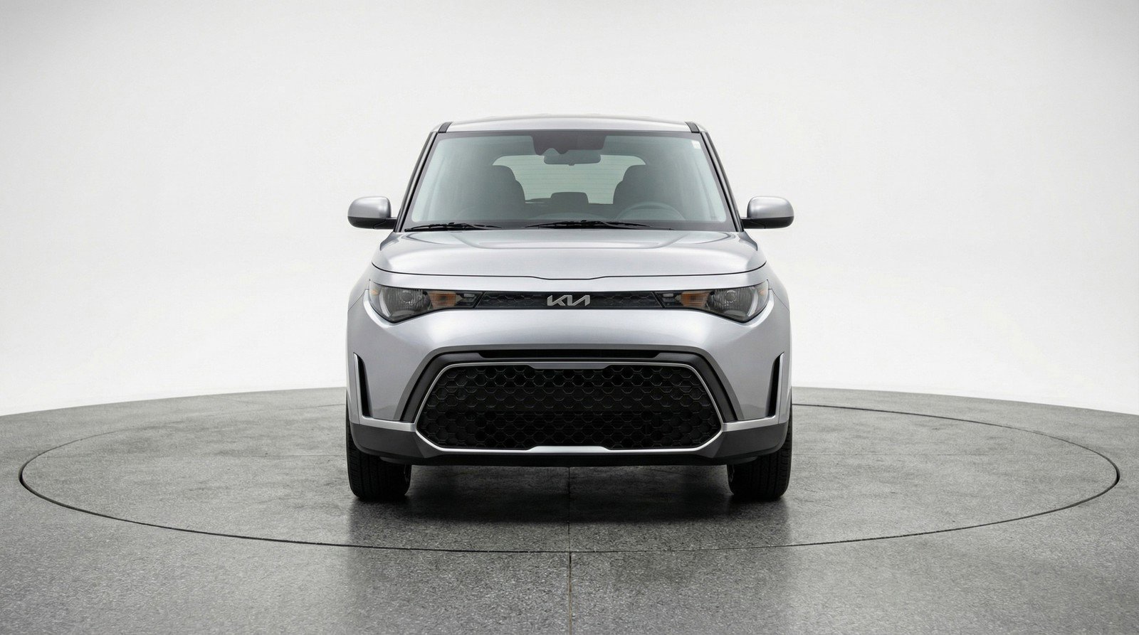 Used 2025 Kia Soul LX w/ LX Technology Package FWD image 1