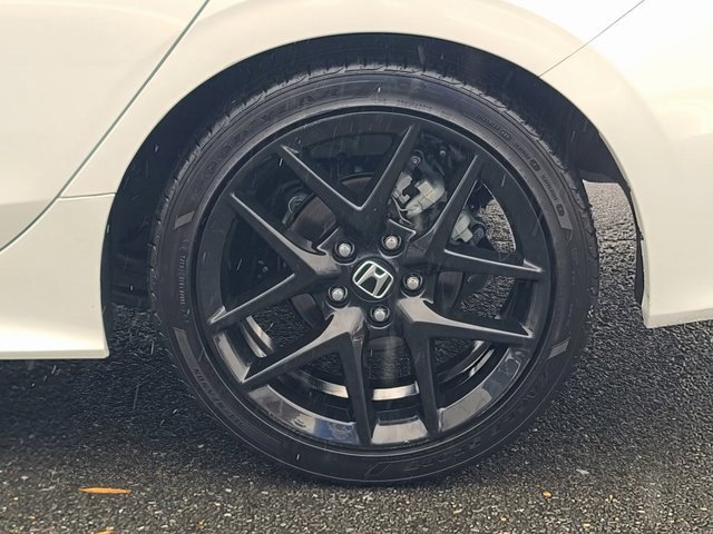 Used 2025 Honda Civic Sport image 5