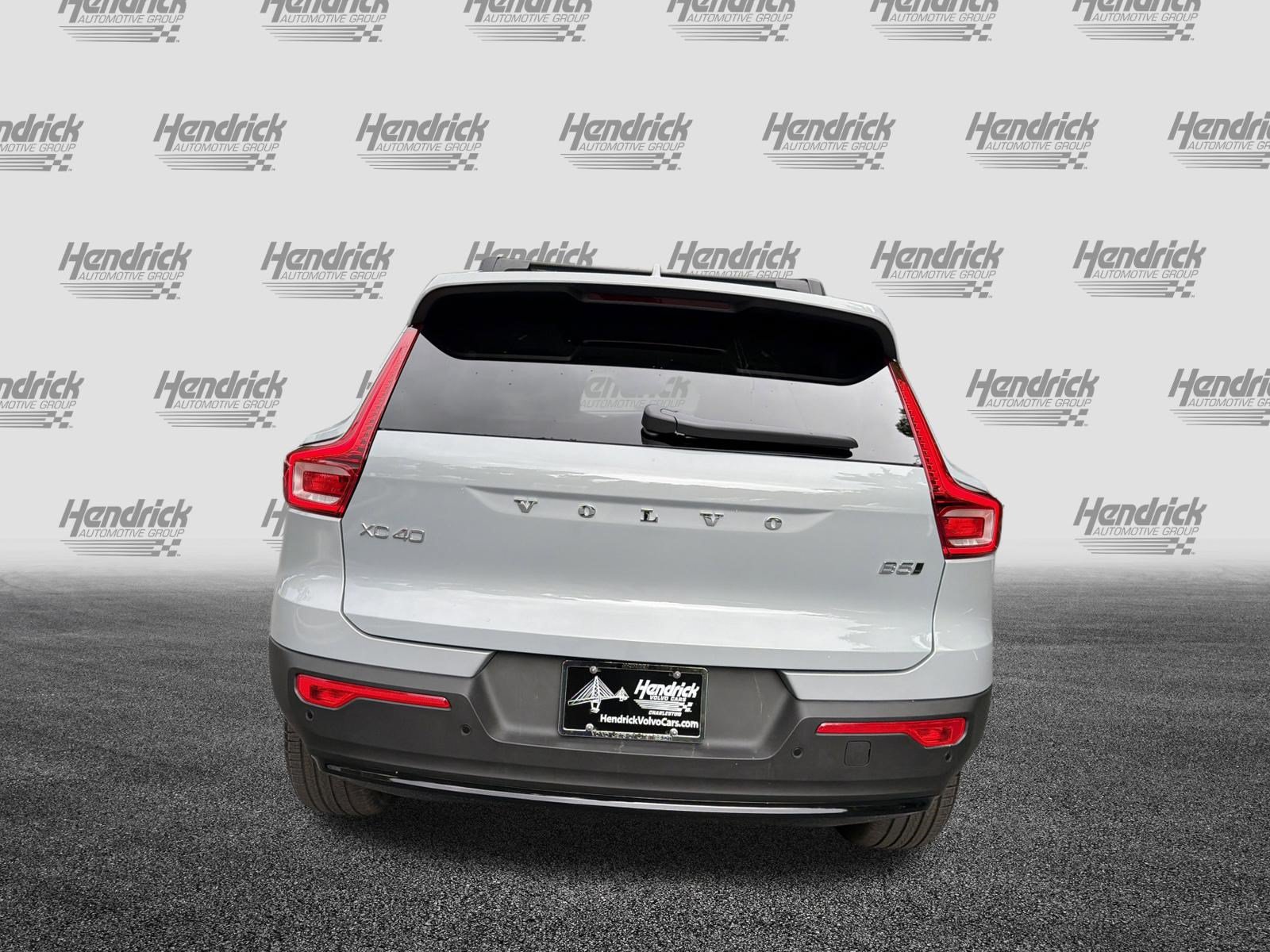 New 2026 Volvo XC40 B5 Ultra w/ Protection Package Premier AWD/4WD image 8