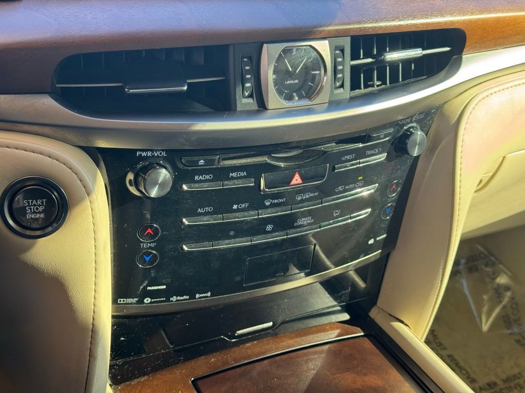 Used 2019 Lexus LX 570 4WD image 37