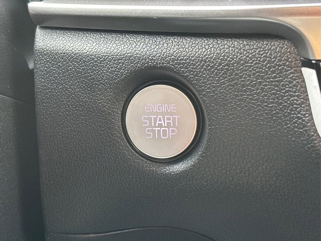 New 2026 Kia Sorento S w/ S Panoramic Sunroof Package image 22