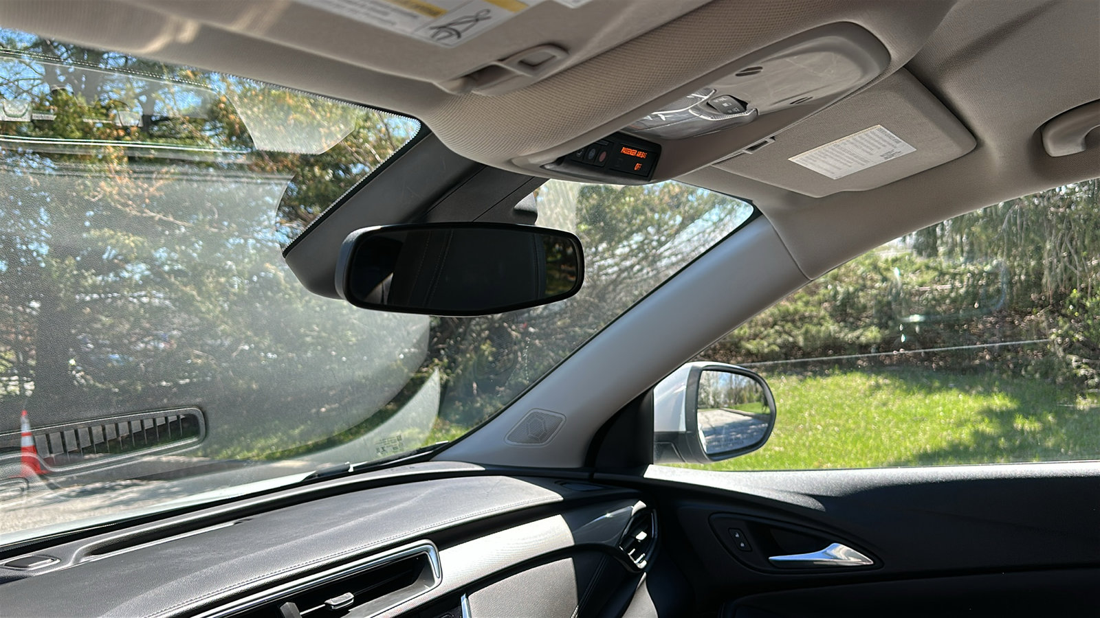 Used 2022 Buick Encore GX Preferred w/ Cold Weather Comfort Package image 22